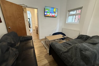 6 bed flat, Scarsdale Road, Victoria Park, Manchester, M145PY - Image 3